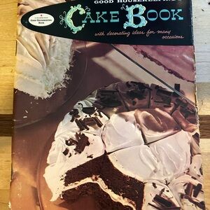 Vintage 1958 Good Housekeeping Cake Book recipe cookbook